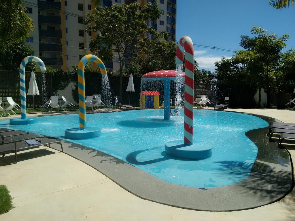 Suites Le Jardin - Caldas Novas Bilik gambar